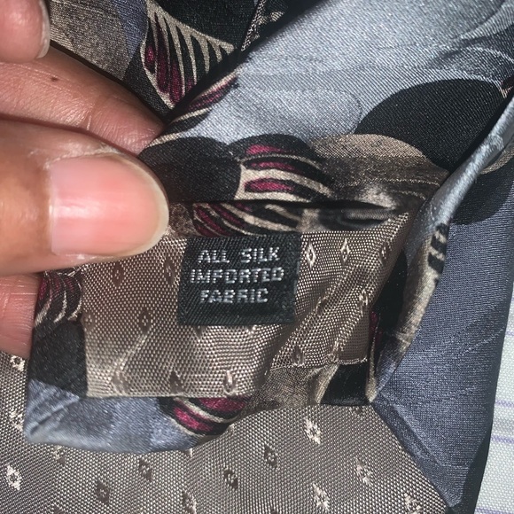 GIVENCHY NECKTIE - Picture 4 of 6